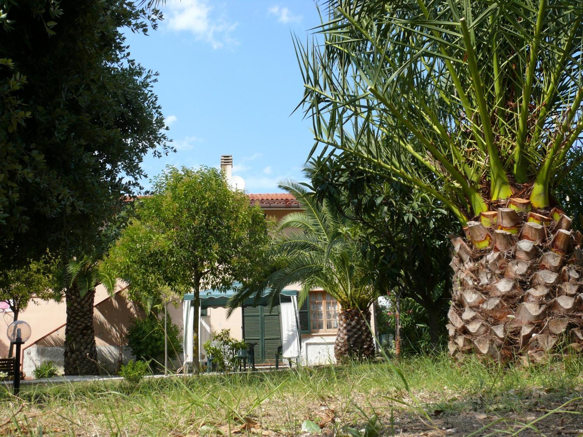 Bed&Breakfast Giardino Agritourist Controguerra Kültér fotó