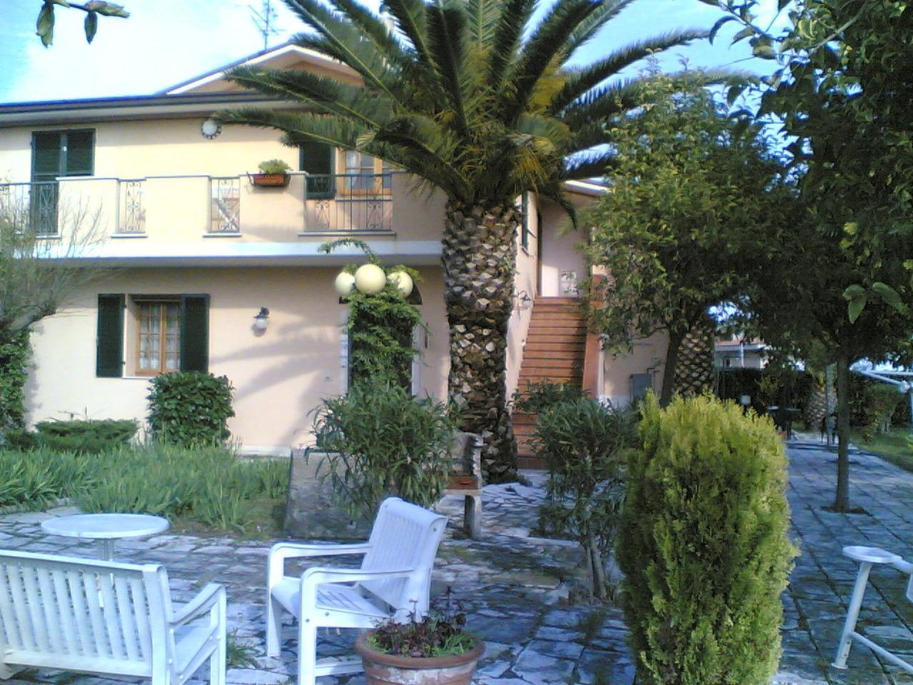 Bed&Breakfast Giardino Agritourist Controguerra Kültér fotó