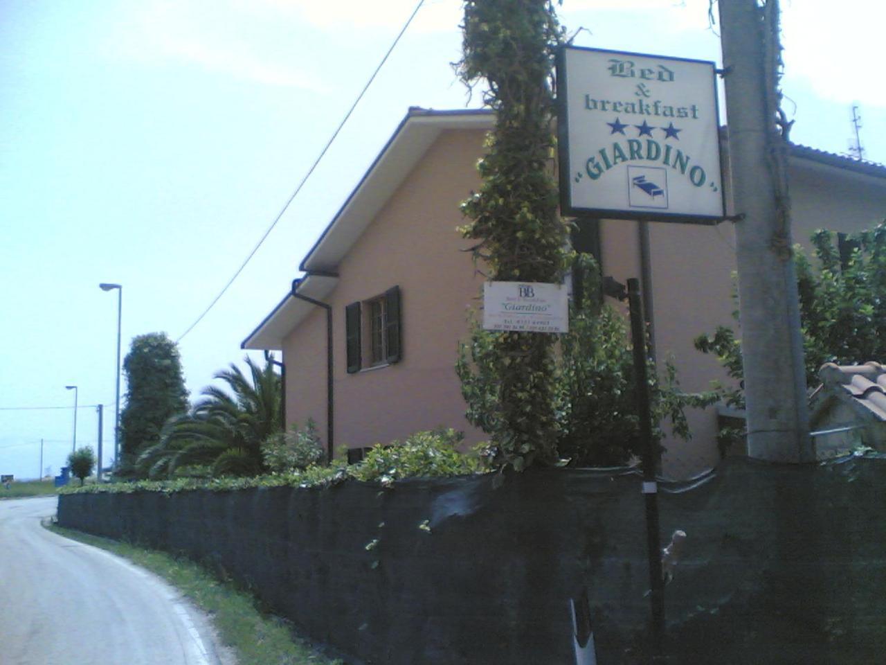 Bed&Breakfast Giardino Agritourist Controguerra Kültér fotó