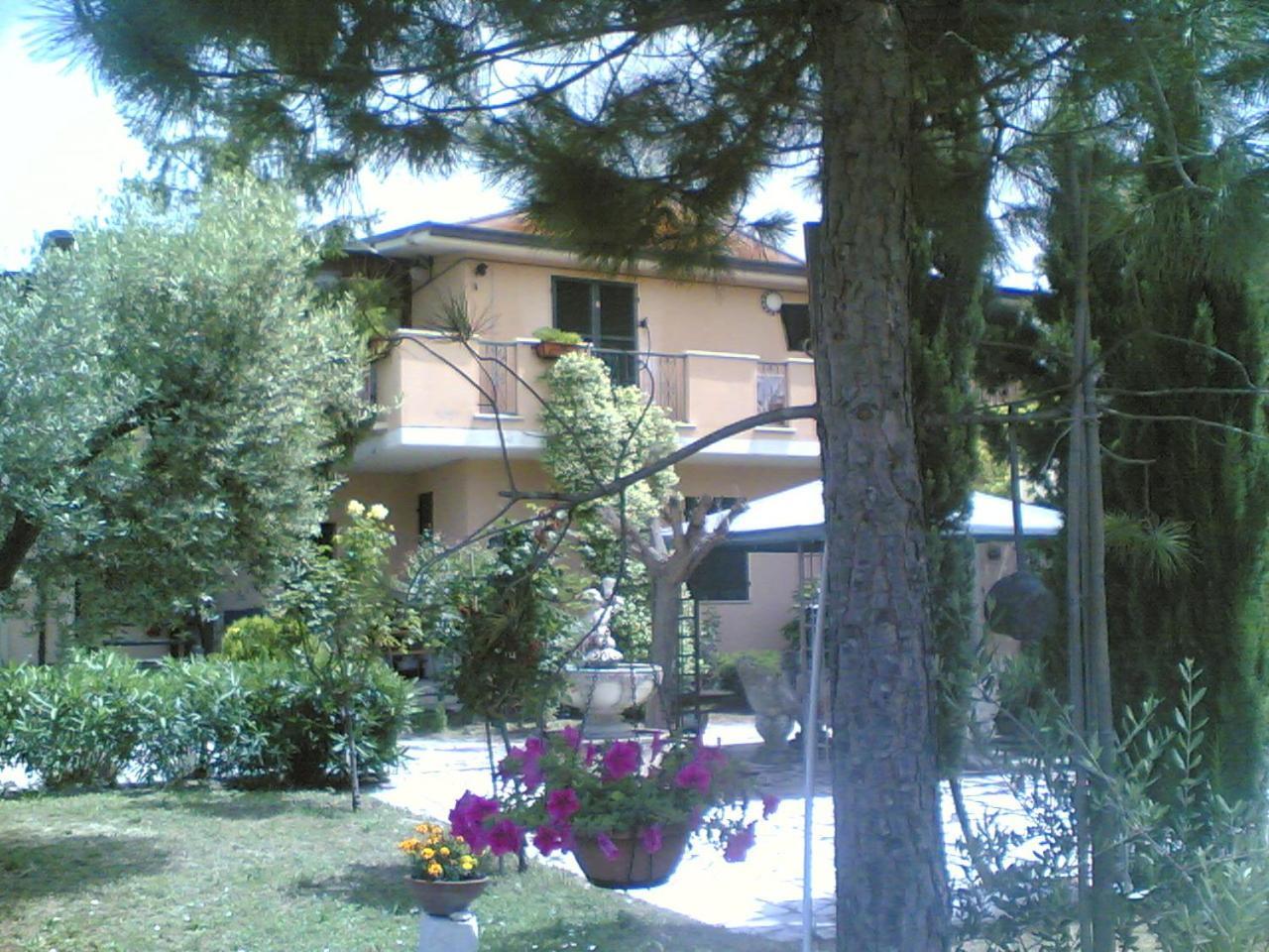 Bed&Breakfast Giardino Agritourist Controguerra Kültér fotó